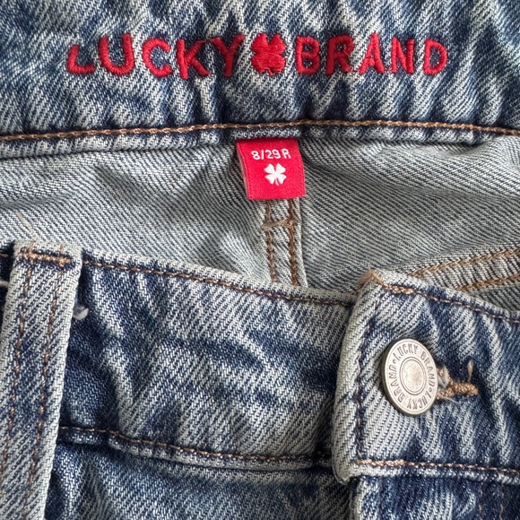 Lucky Brand Medium Wash Straight Leg Women’s Jeans - Picture 2 of 4